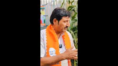 BJP senior leader and candidate from Anantnag West, Rafiq Wani claimed that the party will form government in J&K with the help of its allies, Apni Party, the Peoples Conference, the DPAP, the AIP and independent candidates. (HT File) BJP senior leader and candidate from Anantnag West, Rafiq Wani claimed that the party will form government in J&K with the help of its allies, Apni Party, the Peoples Conference, the DPAP, the AIP and independent candidates. (HT File)