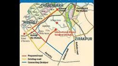 Currently, the PR-7 road is the only link for traffic coming from Punjab and Haryana to reach the international airport in Mohali. This road is congested due to its connectivity with Zirakpur, Ambala, Aerocity, and IT City. (HT File)