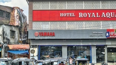 Dhanaji Herlekar, assistant commissioner of L Ward, confirmed that action had been taken against 70 such establishments, most of which are located around Saki Naka and LBS Road (Hindustan Times) Dhanaji Herlekar, assistant commissioner of L Ward, confirmed that action had been taken against 70 such establishments, most of which are located around Saki Naka and LBS Road (Hindustan Times)