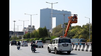 SC orders governments to immediately implement Section 136A of the MV Act.