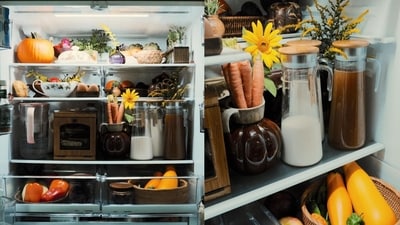 Fridgescaping is the new trend that lets you decorate the insides of your refrigerator with flowers, string lights and photo frames. (Photos: Instagram/lynziliving)