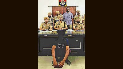 A tattoo artist was arrested on Tuesday for allegedly stabbing his neighbour to death in Ludhiana. (Hindustan Times) A tattoo artist was arrested on Tuesday for allegedly stabbing his neighbour to death in Ludhiana. (Hindustan Times)