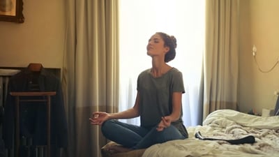 Before you go to bed, practice breathing techniques. Engage in deep breathing, inhaling deeply and exhaling slowly. Meditating before bed helps purge the day’s stress and prepares you for the next day. You can also journal or play a musical instrument to clear your mind and boost your mood. These activities help you reflect on your day, promote relaxation, and enhance overall wellbeing. (Pexels) Before you go to bed, practice breathing techniques. Engage in deep breathing, inhaling deeply and exhaling slowly. Meditating before bed helps purge the day’s stress and prepares you for the next day. You can also journal or play a musical instrument to clear your mind and boost your mood. These activities help you reflect on your day, promote relaxation, and enhance overall wellbeing. (Pexels)