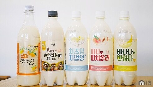 The end product is a clear, sparkly and slightly sweetened rice wine The end product is a clear, sparkly and slightly sweetened rice wine