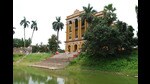 A stately home in West Bengal, the sort of mansion that ‘Carnival’s’ protagonist, Rajaram Deb, inhabited. (Shutterstock)