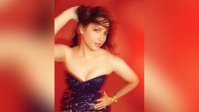 With the help of hairstylist Seema Mane, Tamannaah styled her luscious locks into soft curls, leaving them open to cascade beautifully over her shoulders, perfectly complementing her stunning look.&nbsp;&nbsp; (Instagram/@tamannaahspeaks)