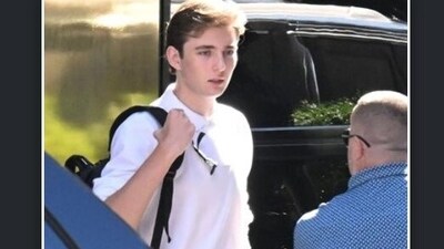 Barron Trump was escorted off to classes after visiting the dean's office at NYU, according to sources who spoke with The Post Barron Trump was escorted off to classes after visiting the dean's office at NYU, according to sources who spoke with The Post