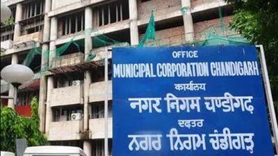 Chandigarh MC’s contract with a private cab firm involves the availability of 30 cars to the civic body, while its vehicles remain defunct. (HT Photo) Chandigarh MC’s contract with a private cab firm involves the availability of 30 cars to the civic body, while its vehicles remain defunct. (HT Photo)