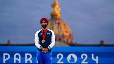 Harvinder Singh becomes first Indian archer to win gold in Paralympics. (AFP)