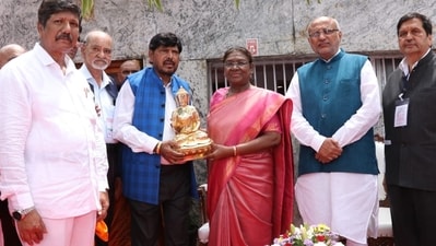President Droupadi Murmu at Chaitya Bhoomi during her visit. (Yogesh Naik) President Droupadi Murmu at Chaitya Bhoomi during her visit. (Yogesh Naik)