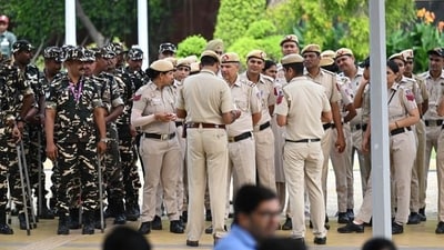 Security personnel during the elections, at the Civic Centre, on Wednesday. (Sanchit Khanna/HT Photo) Security personnel during the elections, at the Civic Centre, on Wednesday. (Sanchit Khanna/HT Photo)