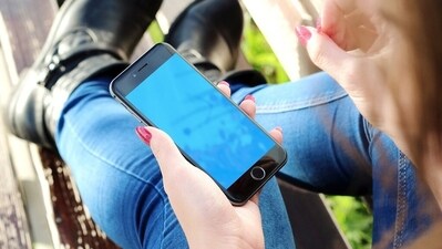 According to a WHO-commissioned review, mobile phone use does not increase brain cancer risk. The study, which analyzed 63 studies from 1994-2022, found no correlation between rising phone usage and brain cancer incidence. According to a WHO-commissioned review, mobile phone use does not increase brain cancer risk. The study, which analyzed 63 studies from 1994-2022, found no correlation between rising phone usage and brain cancer incidence.
