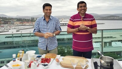 Chef Kunal Kapur talks about his 'elder brother' Chef Sanjeev Kapoor Chef Kunal Kapur talks about his 'elder brother' Chef Sanjeev Kapoor