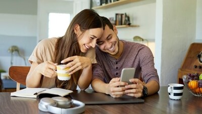 The first step of creating safe love is being consistent with our words and actions. Trust is the foundation of emotional reliability, and we should build trust slowly and steadily.&nbsp; (Unsplash)