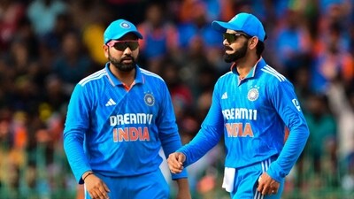 India's Virat Kohli (R) and captain Rohit Sharma (AFP) India's Virat Kohli (R) and captain Rohit Sharma (AFP)