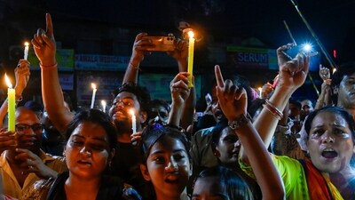 Citizens participate in a specially organized candlelight protest over alleged rape and murder of a trainee doctor at RG Kar Medical College and Hospital in Kolkata, India, on Wednesday, September 4, 2024. ((Photo by Samir Jana/ Hindustan Times)) Citizens participate in a specially organized candlelight protest over alleged rape and murder of a trainee doctor at RG Kar Medical College and Hospital in Kolkata, India, on Wednesday, September 4, 2024. ((Photo by Samir Jana/ Hindustan Times))