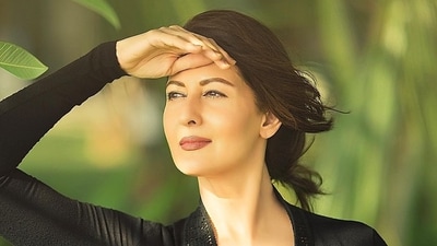 Sangeeta Bijlani made her Bollywood debut in 1988 with Qatil, opposite Aditya Pancholi and then went on to act in films like Tridev, Hathyar, Jurm, Yodha, Yugandhar, Izzat and Lakshman Rekha. She is quite active on Instagram now and gets a lot of love from her fans, who keep dropping sweet comments on her posts. Sangeeta keeps sharing stunning photos of herself, like this image she posted on May 28, 2023. Sangeeta Bijlani made her Bollywood debut in 1988 with Qatil, opposite Aditya Pancholi and then went on to act in films like Tridev, Hathyar, Jurm, Yodha, Yugandhar, Izzat and Lakshman Rekha. She is quite active on Instagram now and gets a lot of love from her fans, who keep dropping sweet comments on her posts. Sangeeta keeps sharing stunning photos of herself, like this image she posted on May 28, 2023.