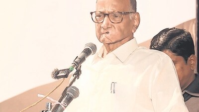 Kolhapur: NCP (SP) President Sharad Pawar addresses a felicitation program of Shramik Mukti Dal President Bharat Patankar on his 75th birthday, in Kolhapur, Wednesday, Sept. 4, 2024. (PTI Photo) (PTI)