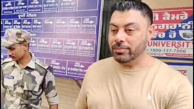 The Enforcement Directorate on Thursday arrested Rajdeep Singh Nagra, an aide of former Punjab food and civil supplies minister Bharat Bhushan Ashu, in connection with an alleged  ₹2,000-crore foodgrain transportation-linked money-laundering case. (HT Photo)