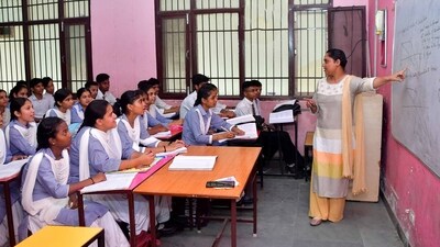 West Bengal Chief Minister Mamata Banerjee hailed the teaching community on the occasion of Teachers’ Day. (HT File) West Bengal Chief Minister Mamata Banerjee hailed the teaching community on the occasion of Teachers’ Day. (HT File)