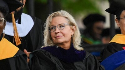 Liz Cheney endorses Kamala Harris instead of Donald Trump because of the 'danger' he poses (REUTERS)