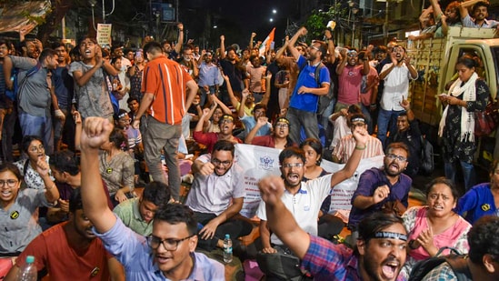 Kolkata doctor rape-murder case: Junior doctors have been protesting outside the Kolkata police headquarters, asking for the police chief's resignation. (PTI)