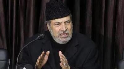 Former J&K deputy CM Muzzaffar Baig (File)