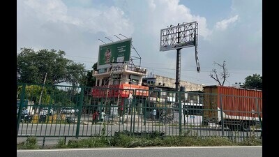 The NHAI confirmed that the toll waiver will be applicable between September 5 and 19 only for Konkan-bound vehicles travelling on the Mumbai-Bengaluru and Mumbai-Goa national highways, and state highways. (HT PHOTO)