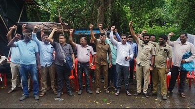 The Pune Regional Transport Office (RTO) will carry out special campaign till September 30 to check private bus operators. (HT PHOTO)