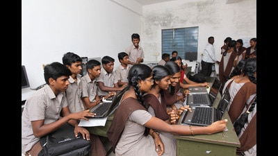 Two government schools in Chennai invited Maha Vishnu, who runs an NGO, to deliver a motivational speech on the occasion of Teachers’ Day (HT photo) Two government schools in Chennai invited Maha Vishnu, who runs an NGO, to deliver a motivational speech on the occasion of Teachers’ Day (HT photo)