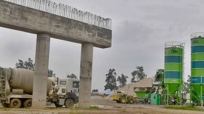Officers of the department argued that the government was already burdened by ongoing big-ticket infrastructure projects. Representational Photo. (HT Photo) Officers of the department argued that the government was already burdened by ongoing big-ticket infrastructure projects. Representational Photo. (HT Photo)