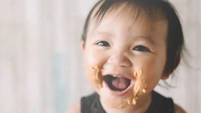Researchers found that when peanut products are introduced at an early age, by the age of five, the risk of allergy can decrease by a dramatic 81 percent. (Unsplash) Researchers found that when peanut products are introduced at an early age, by the age of five, the risk of allergy can decrease by a dramatic 81 percent. (Unsplash)