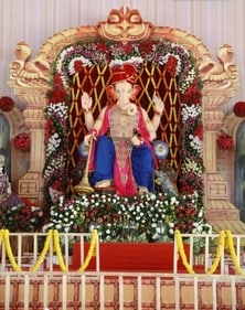 The pandal where Dilli Ka Maharaja can be worshipped this year, is decked up in the theme of Viksit Bharat @2047. The pandal where Dilli Ka Maharaja can be worshipped this year, is decked up in the theme of Viksit Bharat @2047.