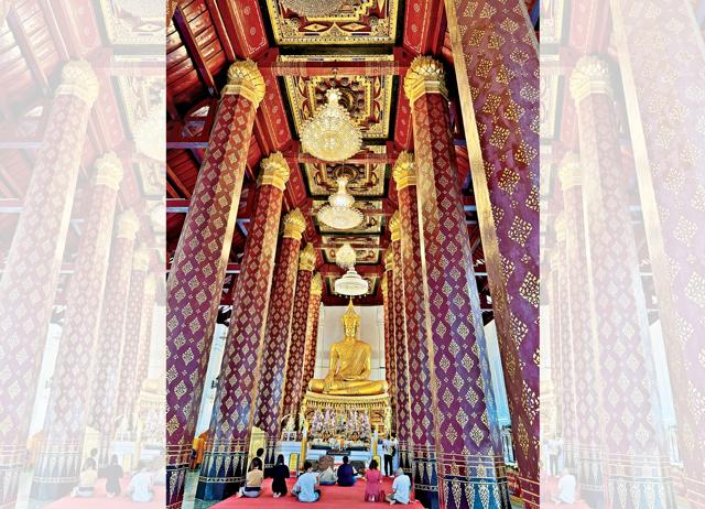 In the ancient city of Ayutthaya, people worshipped Buddha but also had Hindu traditions, much like Thailand today. In the ancient city of Ayutthaya, people worshipped Buddha but also had Hindu traditions, much like Thailand today.