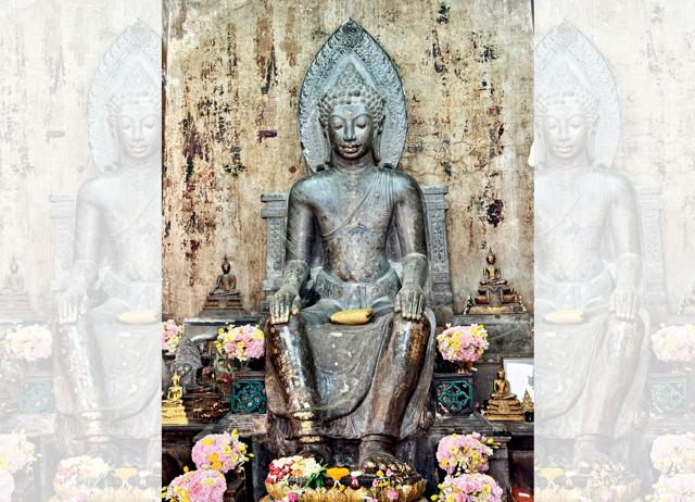 The ancient city of Ayutthaya is home to many Buddha images and statues. The ancient city of Ayutthaya is home to many Buddha images and statues.