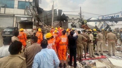 According to officials, work was being done in the building's basement at the time of the collapse. (HT photo/Deepak Gupta) According to officials, work was being done in the building's basement at the time of the collapse. (HT photo/Deepak Gupta)