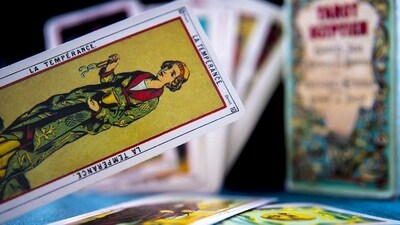 Read on to find out your Tarot reading for the coming week. (Unsplash)