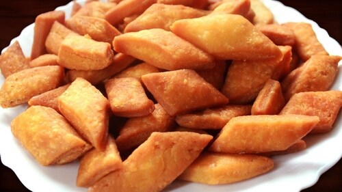 Shankarpali is also called Shakkarpara, Murali, Khurma, and Lakdi mithai. Shankarpali is also called Shakkarpara, Murali, Khurma, and Lakdi mithai.