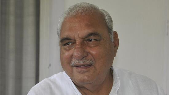 The rebel Congress leaders accused former CM Bhupinder Singh Hooda of duping them by promising tickets. (HT File)