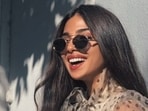 Internet has comparing Pakistani actor Sonya Hussaiyn to Priyanka Chopra. Internet has comparing Pakistani actor Sonya Hussaiyn to Priyanka Chopra.