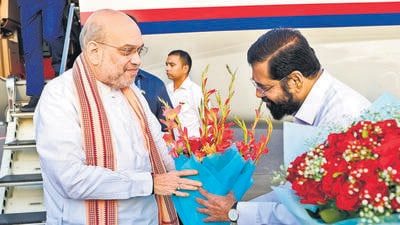 **EDS: IMAGE VIA @AmitShahOffice** Mumbai: Union Home Minister Amit Shah being welcomed by Maharashtra Chief Minster Eknath Shinde upon his arrival, in Mumbai, Sunday, Sept. 8, 2024. (PTI Photo)(PTI09_08_2024_000289B) (PTI) **EDS: IMAGE VIA @AmitShahOffice** Mumbai: Union Home Minister Amit Shah being welcomed by Maharashtra Chief Minster Eknath Shinde upon his arrival, in Mumbai, Sunday, Sept. 8, 2024. (PTI Photo)(PTI09_08_2024_000289B) (PTI)