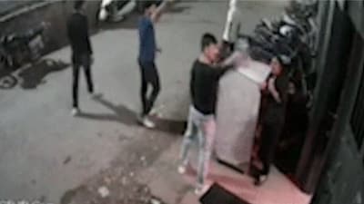 Screengrab from CCTV footage of the incident (Courtesy: India Today) Screengrab from CCTV footage of the incident (Courtesy: India Today)