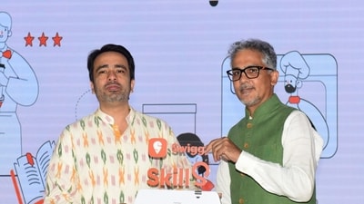 Swiggy and Ministry of Skill Development and Entrepreneurship have signed an MoU to launch Swiggy Skills that will offer range of skilling and employment opportunities. Swiggy and Ministry of Skill Development and Entrepreneurship have signed an MoU to launch Swiggy Skills that will offer range of skilling and employment opportunities.