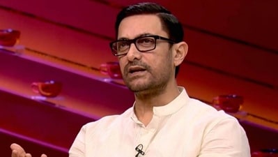 Aamir Khan has reportedly decided not to sell digital rights of his upcoming productions Aamir Khan has reportedly decided not to sell digital rights of his upcoming productions