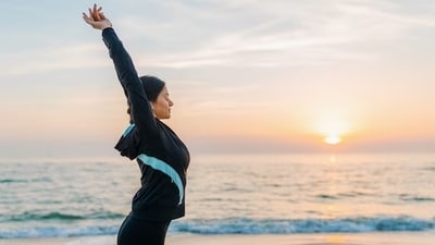 From boosting your mood to improving your sleep quality, here’s why making time for the early sun is worth it. (Freepik) From boosting your mood to improving your sleep quality, here’s why making time for the early sun is worth it. (Freepik)