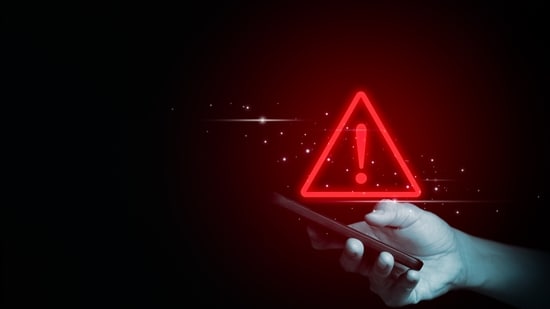 It is pertinent to mention that Chandigarh residents lost ₹17 crore to cyber fraud in the first six months of the year, primarily due to well-oiled investment fraud schemes, mostly targeting high-value targets. (Shutterstock)