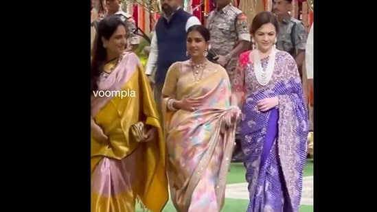 Nita Ambani was seen holding hands of Radhika Merchant while walking towards the Ganesh Chaturthi celebrations.