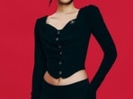 Jennie will release her new single with Columbia Records in October 2024.