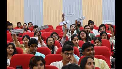 A mock parliament in session at Lucknow University’s AP Sen Hall on Monday (HT) A mock parliament in session at Lucknow University’s AP Sen Hall on Monday (HT)