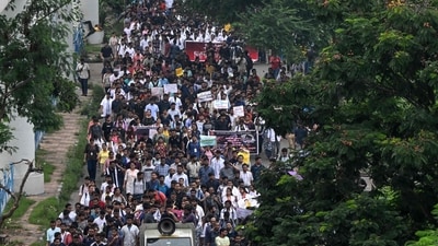 Medical professionals and students take part in a protest rally against the rape and murder of a doctor in Kolkata on August 21, 2024 (Photo by DIBYANGSHU SARKAR / AFP) (AFP) Medical professionals and students take part in a protest rally against the rape and murder of a doctor in Kolkata on August 21, 2024 (Photo by DIBYANGSHU SARKAR / AFP) (AFP)